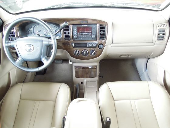 2004年Mazda Tribute 照片2