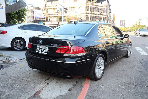 品皇 2006年 BMW 740LI 照片4