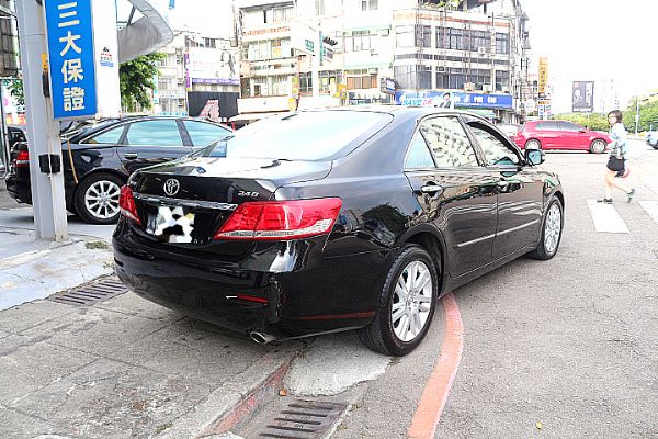 品皇 2010年 豐田 Camry  照片3