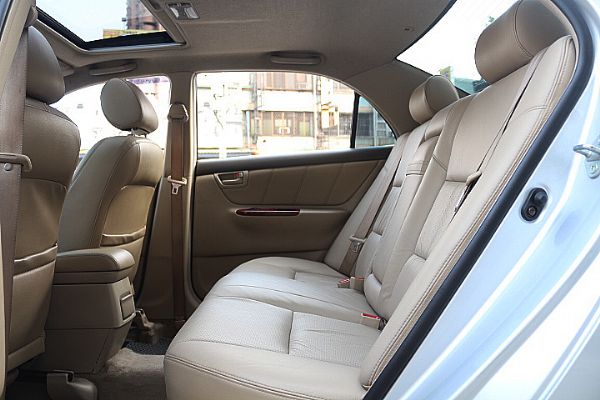 品皇 04年 豐田 Altis 1.8 照片7