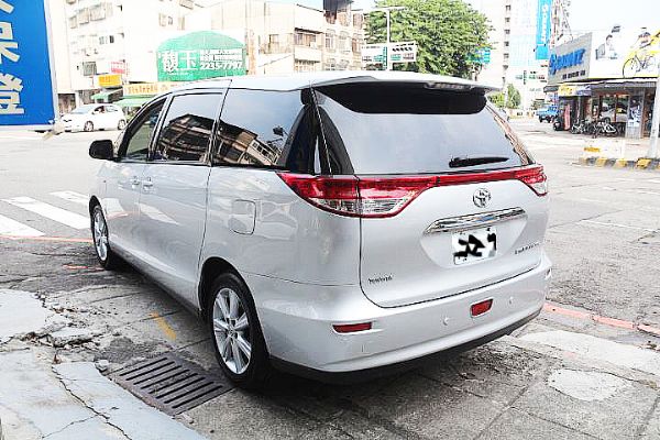 品皇 2011年 豐田 Previa  照片3