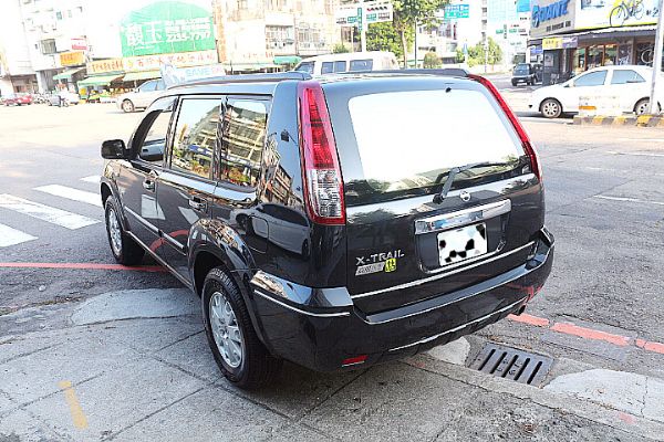 品皇 2004年 日產 X-Trail  照片4