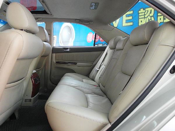 品皇 02年 豐田 Camry 2.0 照片7