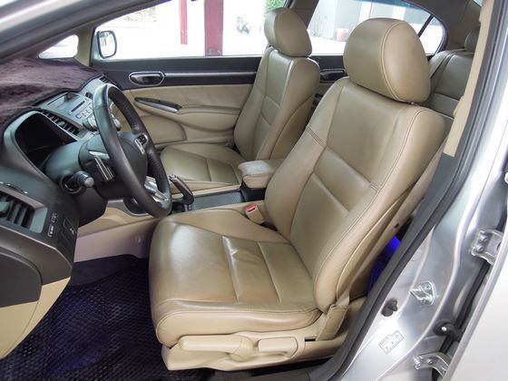 2010年Honda Civic K12 照片3