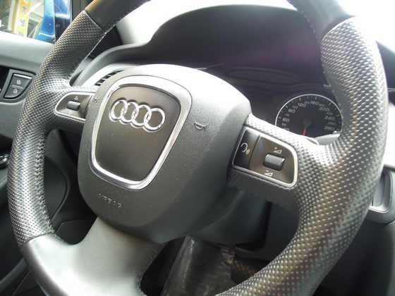 Audi 奧迪A4 2.0T Avant 照片3