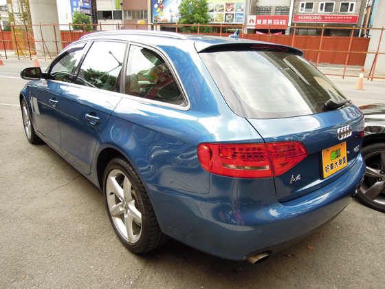 Audi 奧迪A4 2.0T Avant 照片10