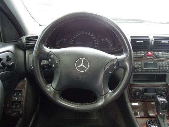 Benz 賓士 C-Class C 24 照片5