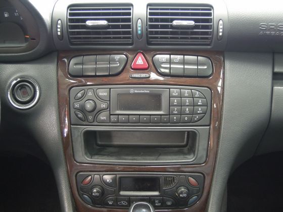 Benz 賓士 C-Class C 24 照片6