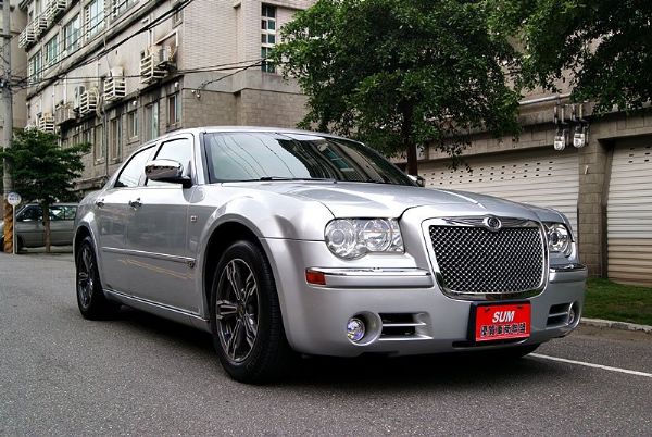 Chrysler 克萊斯勒300c Chrysler 克萊斯勒300c 桃園中古車 二手車 桃園中古汽