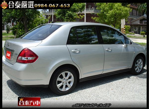 2006年 Nissan Tiida 銀 照片2