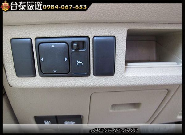 2006年 Nissan Tiida 銀 照片7