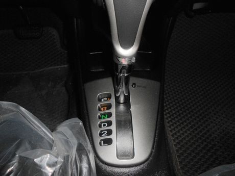 Toyota豐田 Vios  照片5