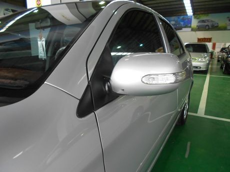 Toyota豐田 Vios  照片8