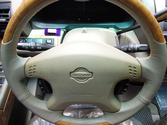 Nissan 日產 Serena QRV 照片6