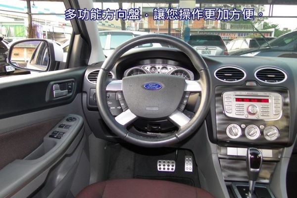 FORD FOCUS 照片3