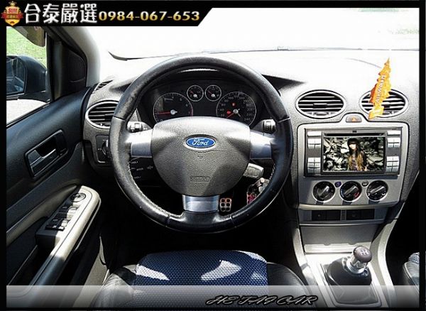 2005 Ford Focus 黑色  照片7