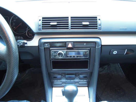 Audi 奧迪 A4 1.8T 照片4