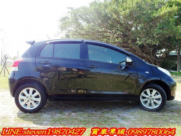 省油五門掀背小車 YARIS 照片5