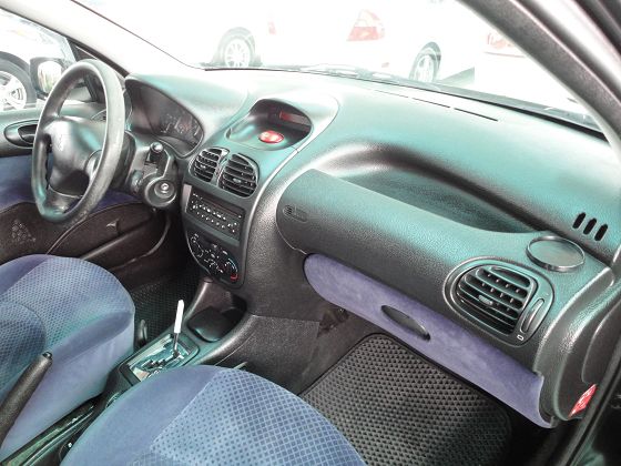Peugeot 寶獅 206  照片5