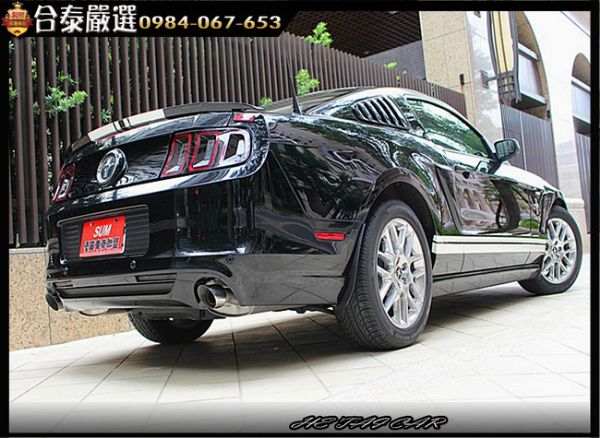 2013 年Ford Mustang 黑 照片2