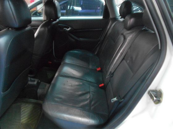 Ford 福特 Focus 2.0  照片4
