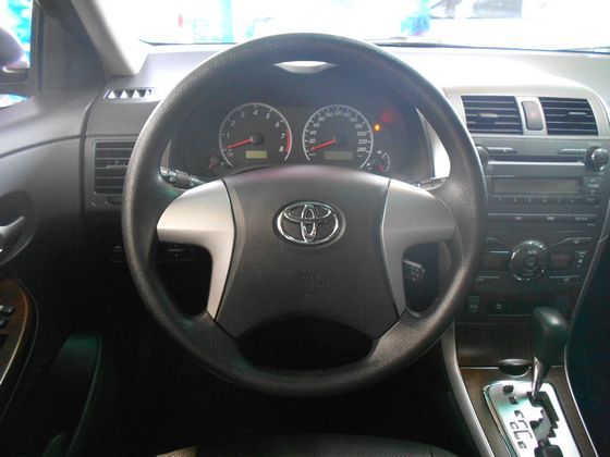 Toyota豐田 Altis  照片5