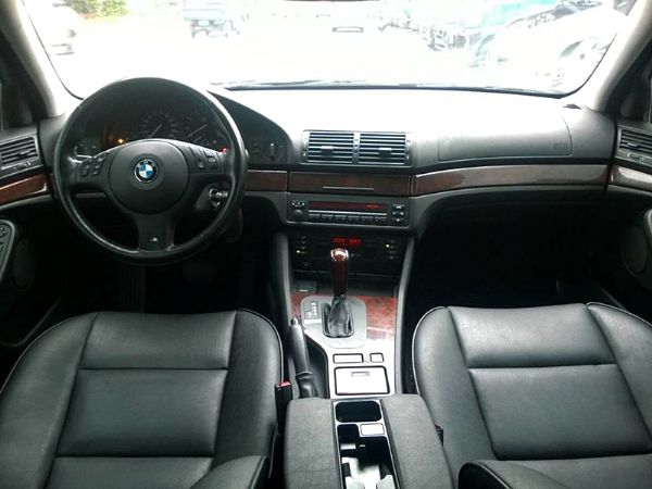 BMW 寶馬 520i 2.2 小改款 照片6