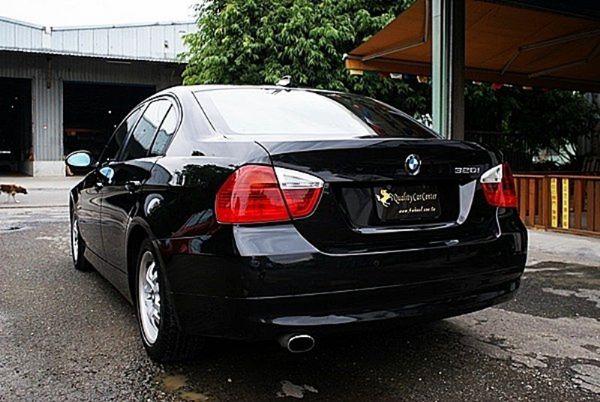 BMW E90 320i 總代理 全額貸 照片4