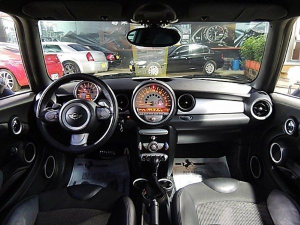 MINI COOPER JCW版 R56 照片5