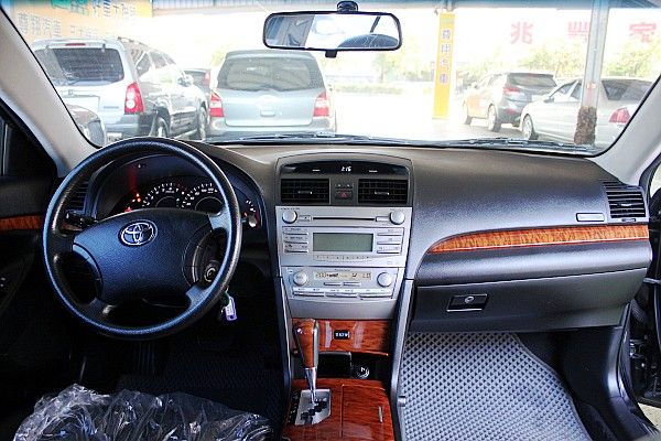  Camry 2.0 黑 黑內裝  照片2