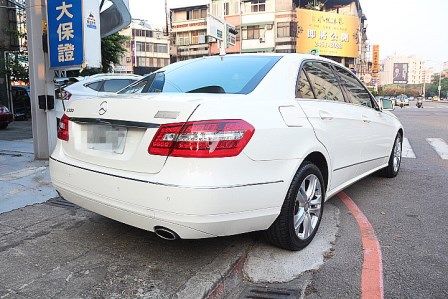 E300 富士康汽車  賓士 照片3