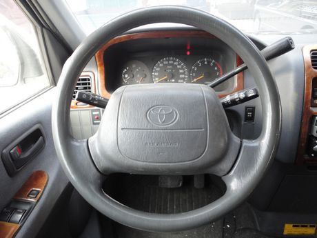 豐田 Hiace Solemio  照片3