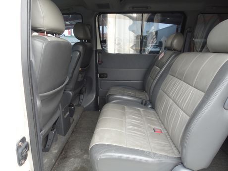 豐田 Hiace Solemio  照片6