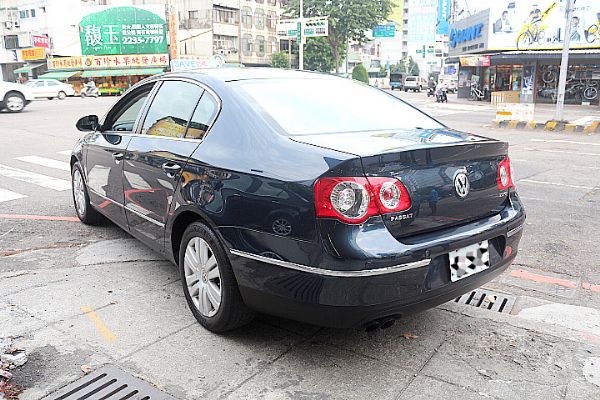 品皇 05年 福斯 PASSAT 2.0 照片3