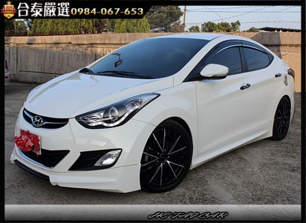 2013年Hyundai Elantra 照片1