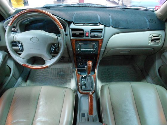 Nissan 日產 Sentra180 照片2