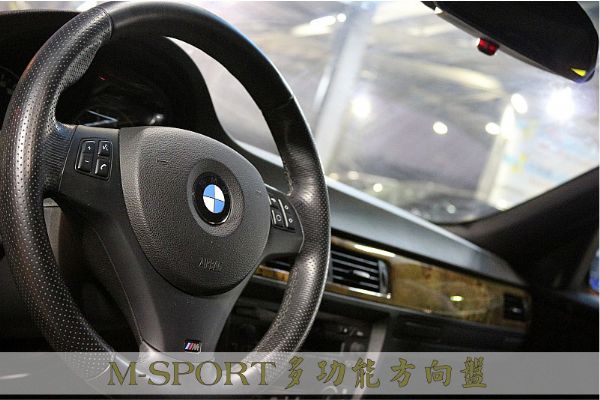 BMW 323I M-SPORT E90 照片4