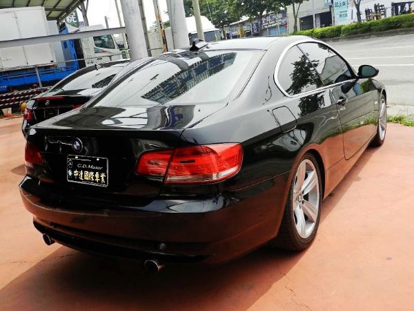 BMW 335CI E92 3.0 照片10