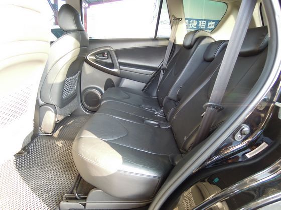 Toyota豐田 RAV4 照片7