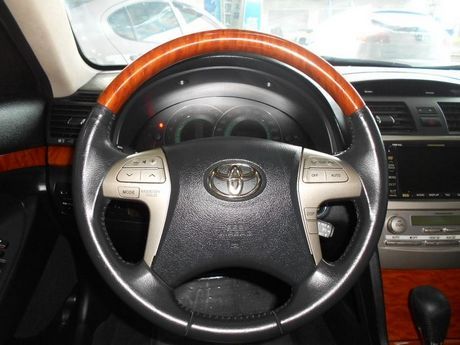 Toyota豐田 Camry  照片3