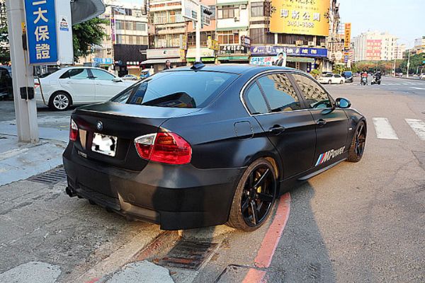 BMW 323i 富士康汽車 照片3