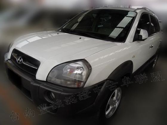 Hyundai 現代 Tucson汽油  照片1