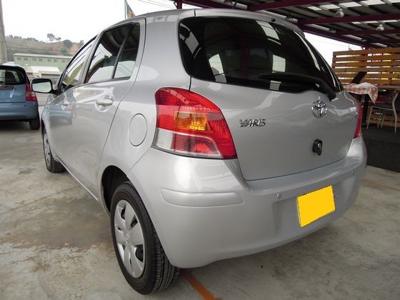 Toyota豐田 Yaris 照片10