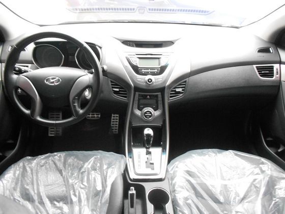 Hyundai 現代 Elantra  照片2