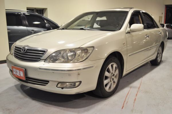 04 CAMRY 2.0 免保人全額貸 照片2