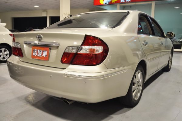 04 CAMRY 2.0 免保人全額貸 照片3