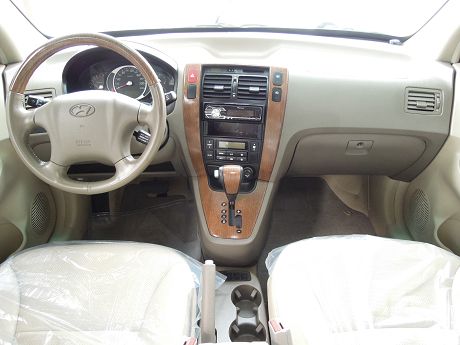 Hyundai 現代 Tucson汽油 照片2