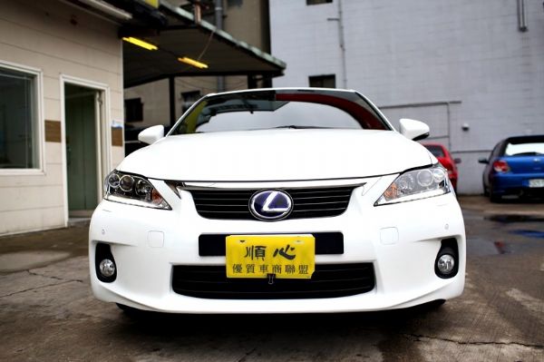 CT200H  照片2