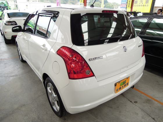 Suzuki 鈴木 Swift 照片10