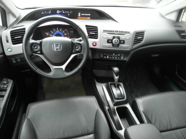 2013年Honda K14 白色 照片3